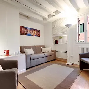 https://san-marco-prestige-s-zaccaria.hotelinveneto.com