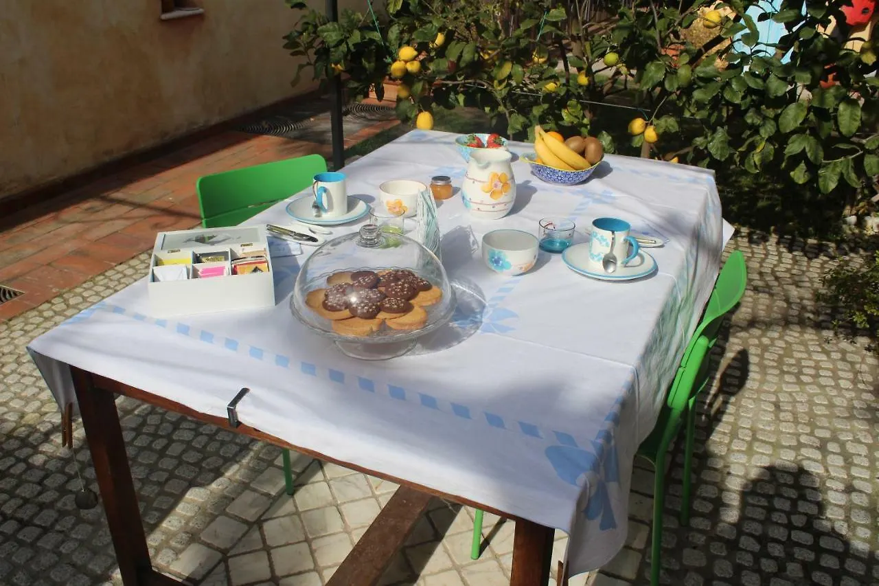 La Forma Dell'Acqua Bed & Breakfast Su Forti